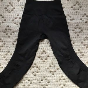 Lululemon Flow and Go Crop Size 4